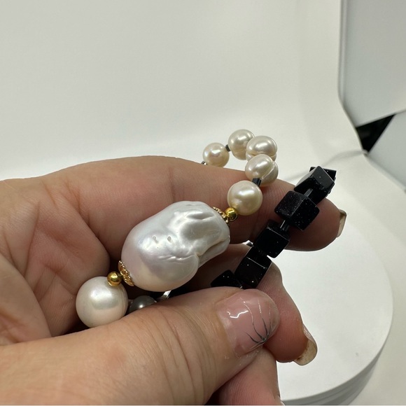 New Handmade Freshwater Pearl & Navy Goldsand Gem Necklace with Toggle Clasp - Picture 8 of 14